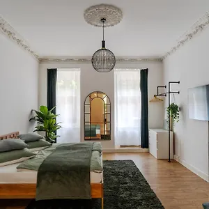 Apartment Bevoflats - Live Like A Local - In Kreuzberg, Graefekiez Berlin
