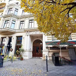 Bearlin - Center East , Berlin Niemcy
